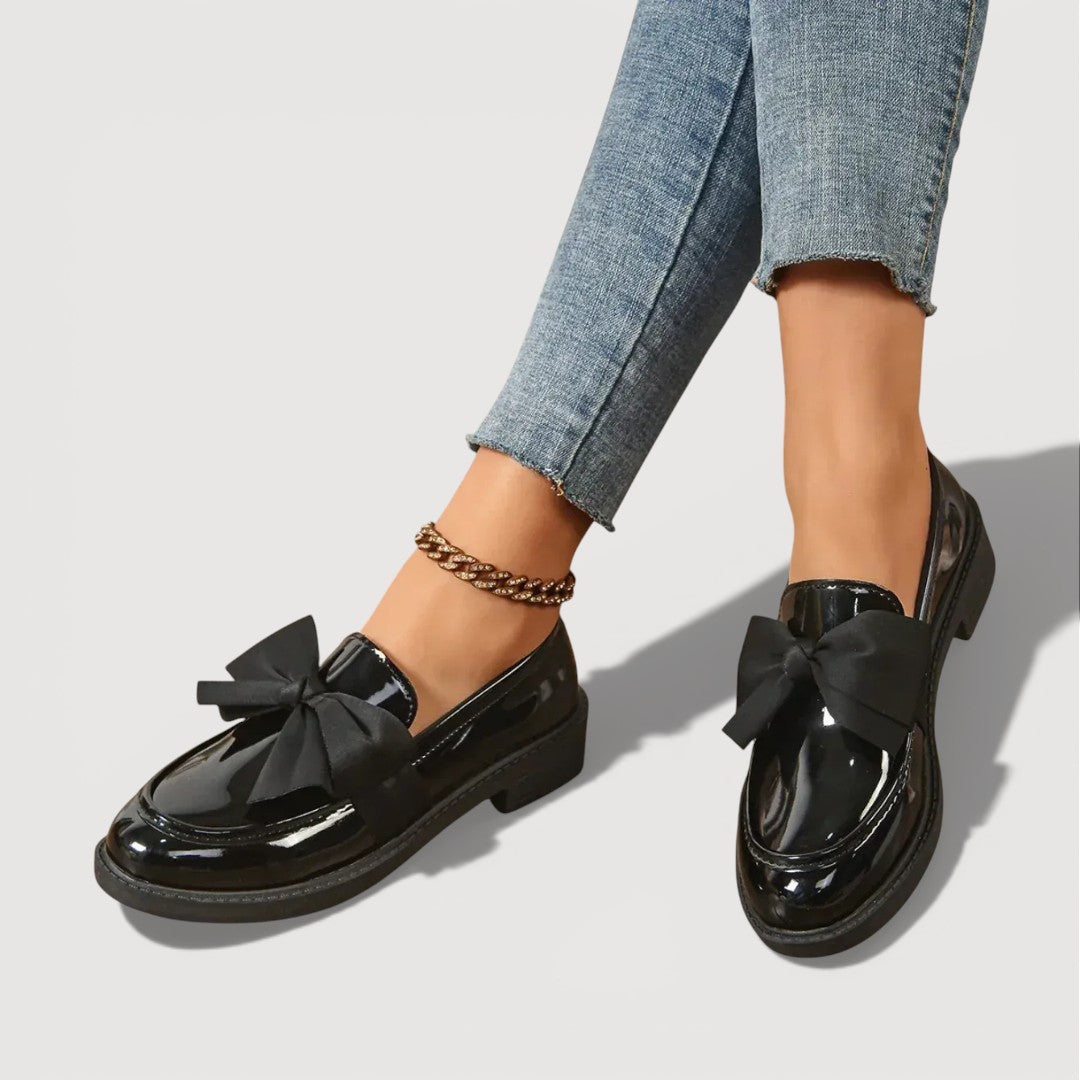 MAERYL – SLIP-ON SKOR MED BOW DETALJ
